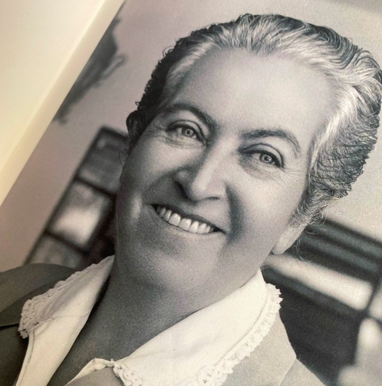 SHOOTS (ALMÁCIGO, UNPIBLISHED POEMS)